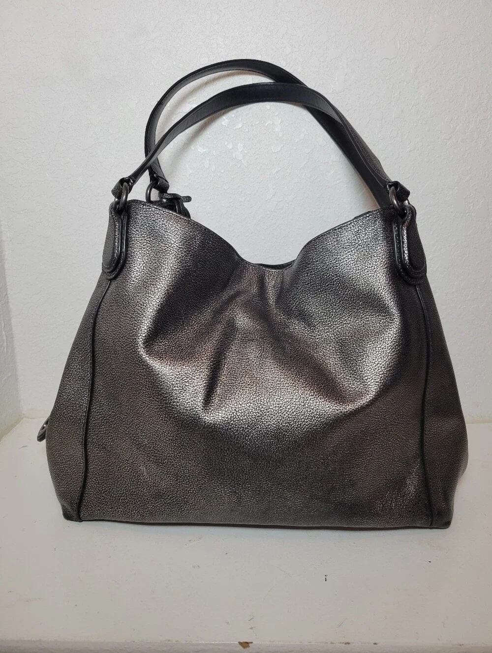 Coach Gunmetal Pebbled Shoulder Bag Silver Hardware Zip Magnetic Logo‎ Charm